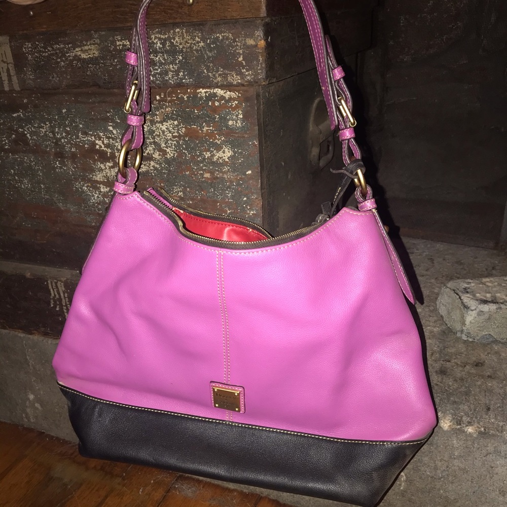 Dooney and Bourke shoulder bag